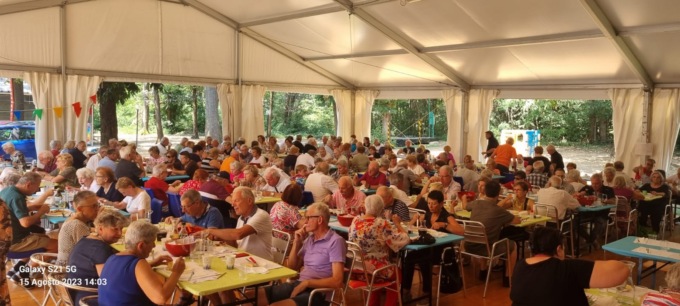 Tutto esaurito al pranzo di Ferragosto