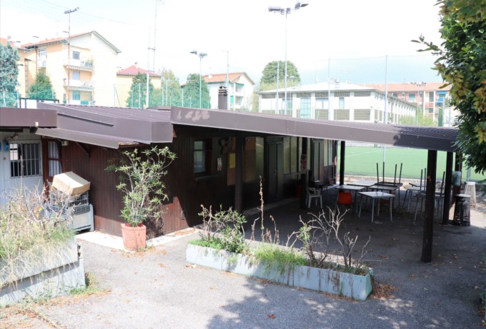 Chiuso da mesi il bar dell’oratorio, lamentele al Lazzaretto