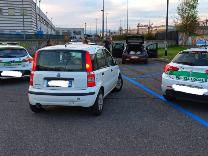 Inseguimento della Polizia Locale, ritrovata un’auto rubata
