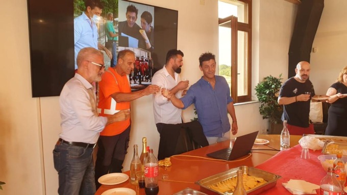 Dopo 43 anni in Comune a Limbiate, due fratelli gemelli vanno in pensione insieme