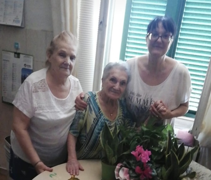 Compleanno speciale a Renate: nonna Mercede spegne 103 candeline