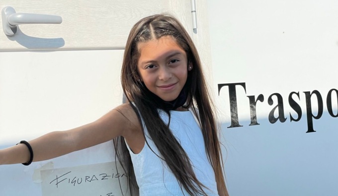 Ariel debutta sul grande schermo nel film sull’adozione della piccola Alba
