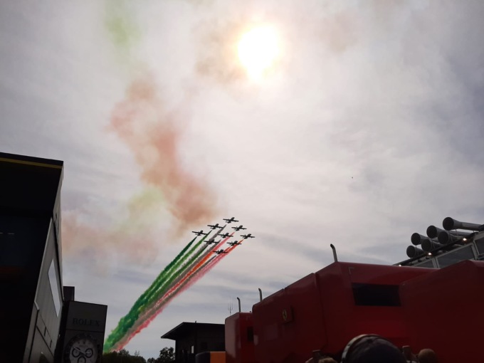 Frecce Tricolori su Monza: al via il Gran Premio