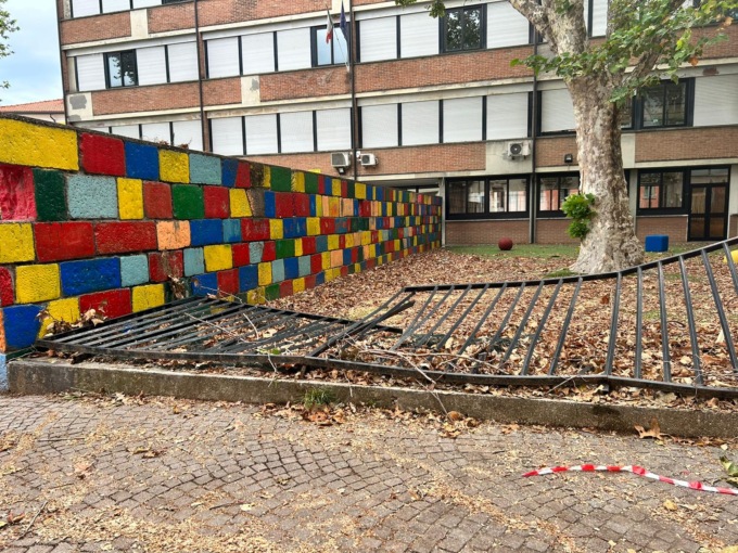 Post nubifragio  giardini  e scuole ancora da sistemare