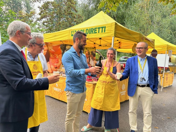 Inaugurato a Carate Brianza il mercato agricolo