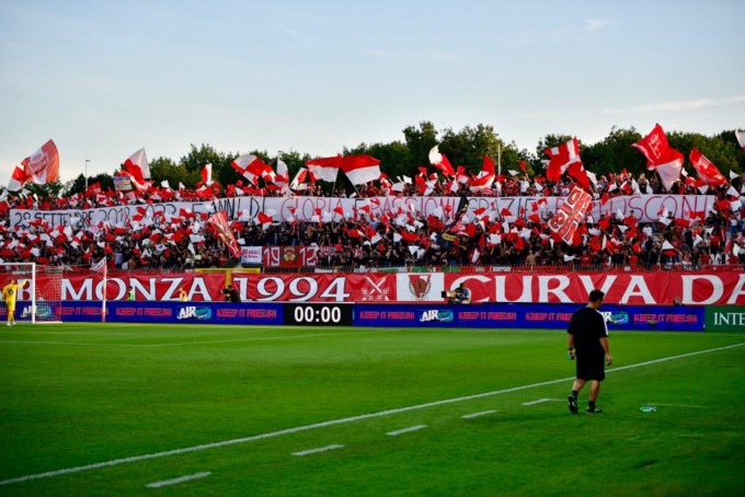 Diretta Monza – Bologna oggi: finisce a reti bianche, poche emozioni e molto nervosismo all’U-Power Stadium