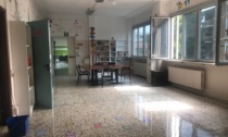 Alla primaria Agnesi di Desio aule inagibili per la pioggia, rovinata la biblioteca realizzata dai genitori