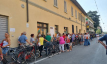 Ore di coda per il medico, la protesta a Monza