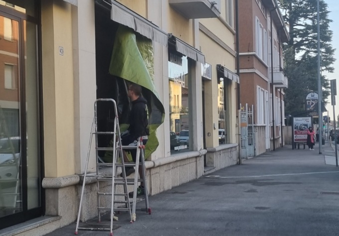 A distanza di un mese un’altra spaccata al negozio di bici a Paina
