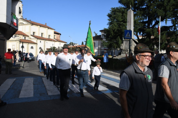 Alpini Cesano Maderno in festa per i 60 anni di fondazione