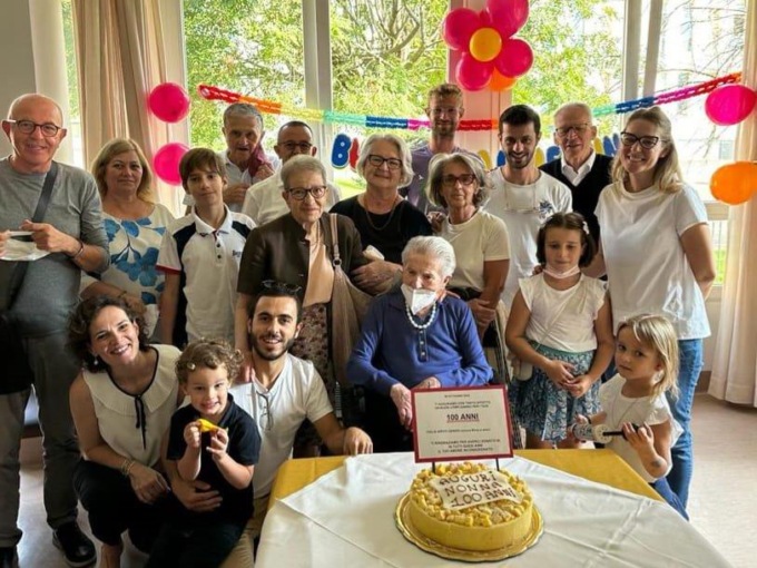 Busnago in festa per i 100 anni di “nonna” Gaetana