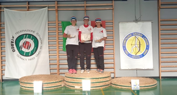 Doppia gara in calendario per gli arcieri di Besana: la squadra femminile conquista l’oro