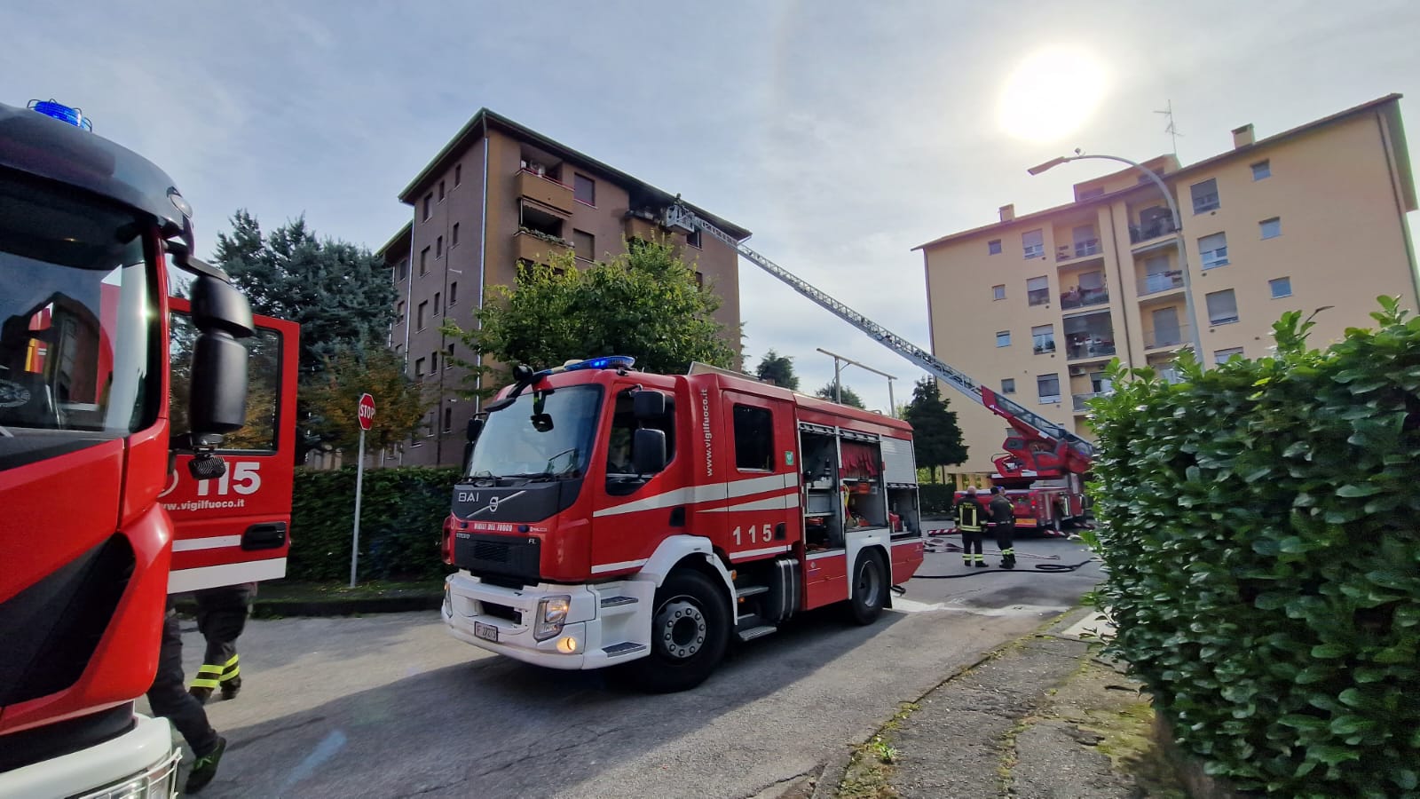 Villasanta incendia dà fuoco ad appartamento via Buozzi