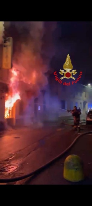 Incendio a Seveso, divorato dalle fiamme il ristorante “O sole mio”