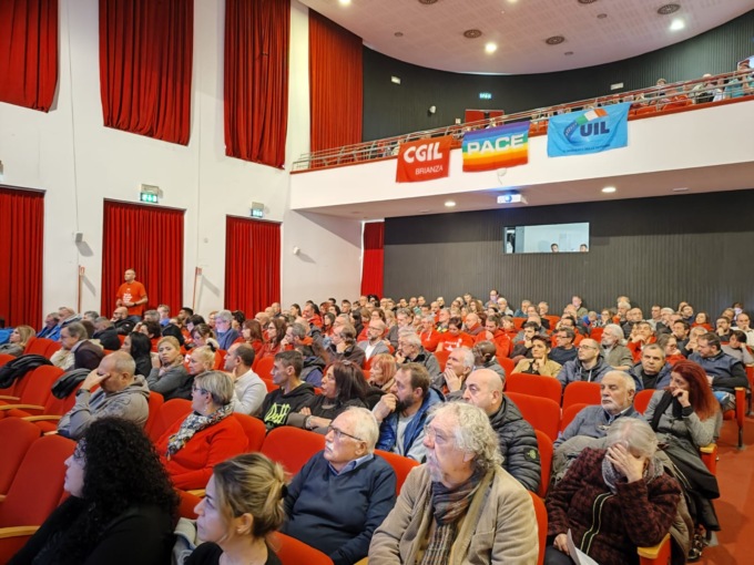 I sindacati suonano la carica per gli scioperi del 17 e 24 novembre