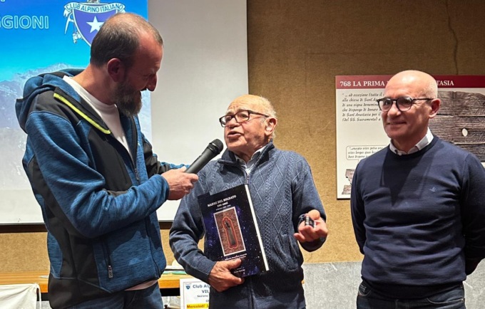 Il Cai di Villasanta premia i suoi soci più fedeli e marcia spedito verso il secolo di vita