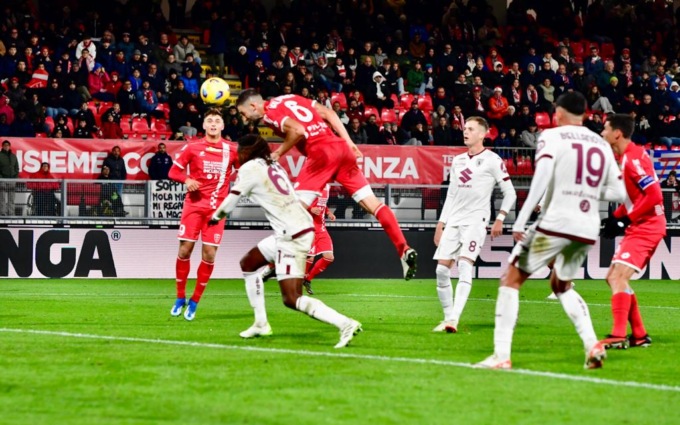 Monza – Torino in diretta live: il Toro scappa, i biancorossi lo agguantano. Parità all’U-Power Stadium