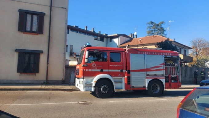 Incendio in cucina, Vigili del Fuoco a Nova Milanese 