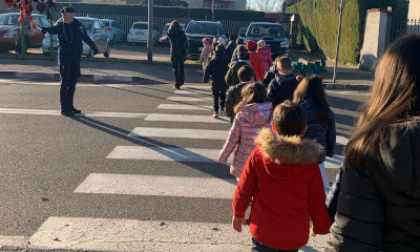 I bambini della primaria a lezione di educazione stradale