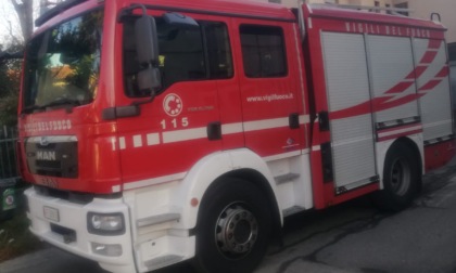 Durante i lavori tranciano un tubo del gas, evacuato l'Istituto Milani a Meda. Uno studente in ospedale