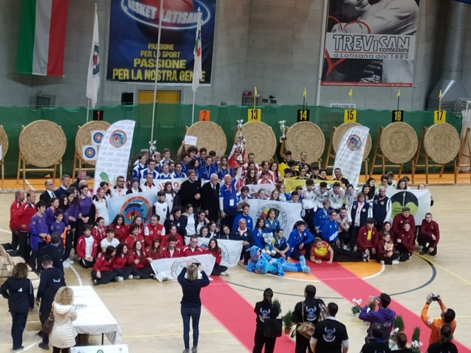 Sesto posto nella competizione nazionale per gli arcieri di Besana