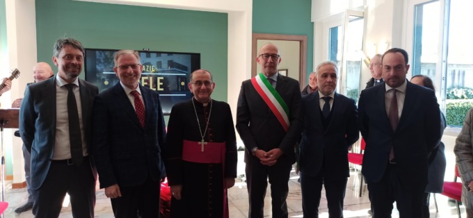 L’arcivescovo inaugura i sei nuovi alloggi per il cohousing sociale