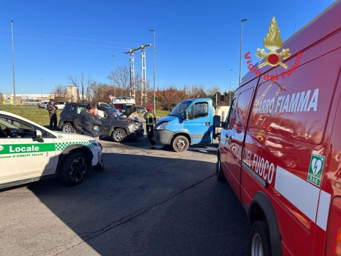 Incidente al solito incrocio tra Arcore e Usmate: feriti lievi