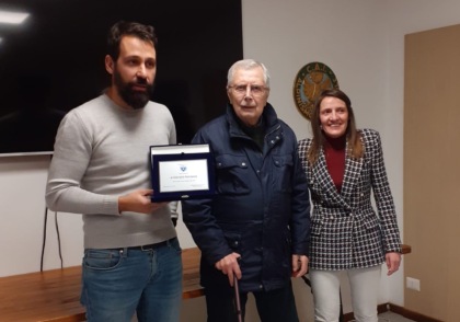 Cai Seveso: consegnata la targa all'ex presidente Giorgio Fontana