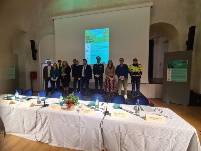 A oltre quattro mesi dal nubifragio Desio fa il punto sul verde in città