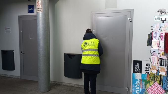 I bagni della stazione chiusi per vandalismo