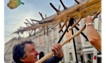 A Vimercate arriva "L'albero dei tutti", l'opera di Gregor Prugger contro la mafia