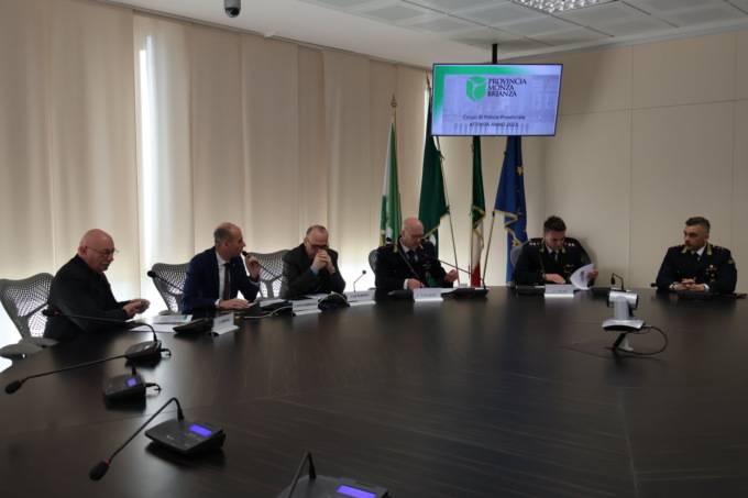Il 2023 della Polizia Provinciale e i gradi conferiti a cinque agenti