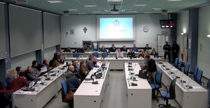 Cesano Maderno: la maggioranza sola in Aula approva il Bilancio di previsione