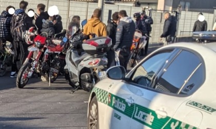 Raduno di moto illegale, blitz della Polizia Locale: venti identificati