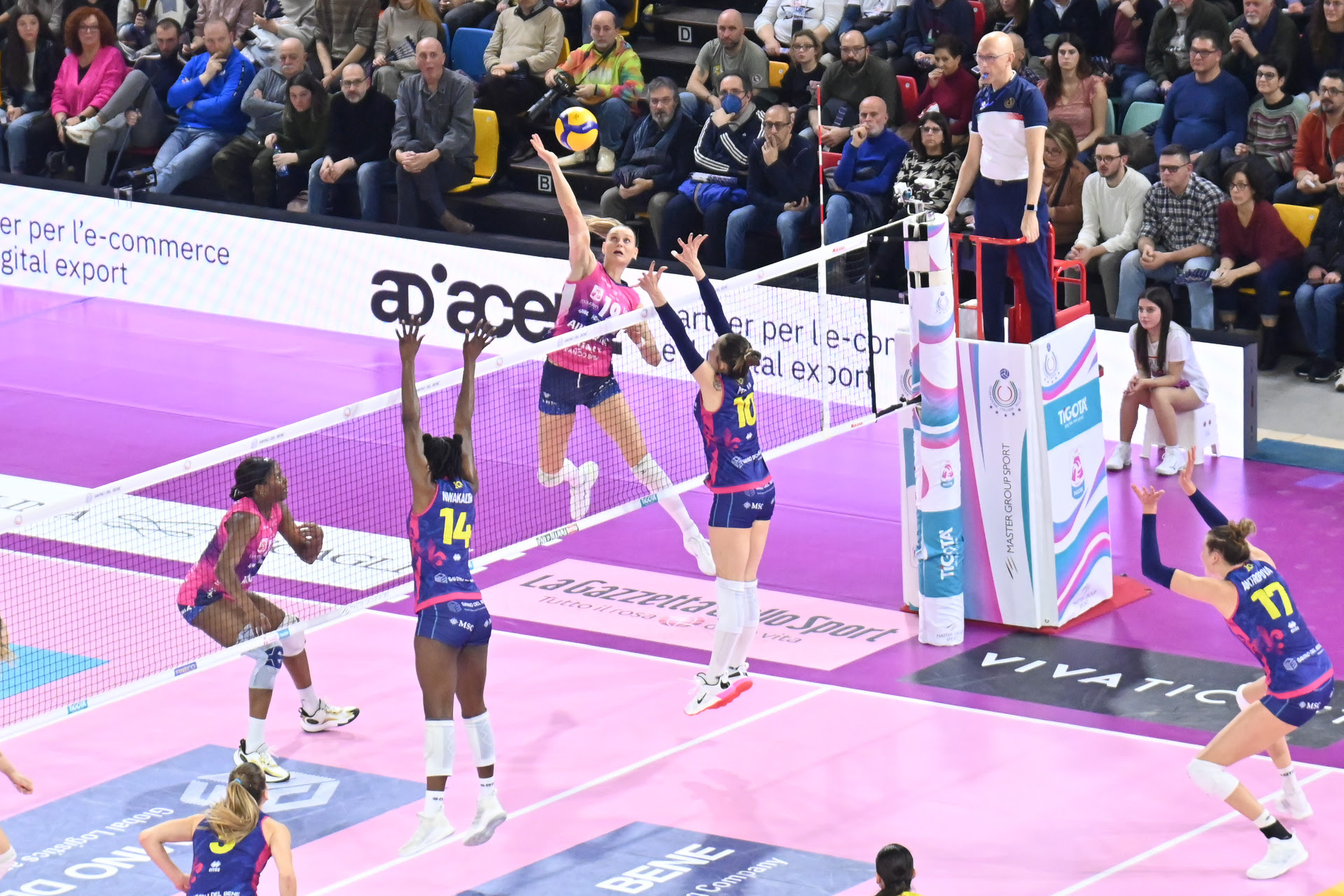 Vero Volley Milano contro Scandicci in TOscana