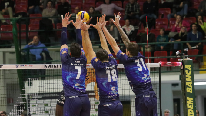 Vero Volley Monza si arrende al quinto set contro gli scaligeri