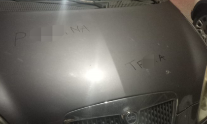 Gomme tagliate, insulti, intimidazioni: la testimonianza di una vittima di stalking