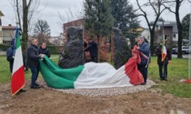 Svelato il monumento dell'artista Gianblu a ricordo delle vittime delle Foibe