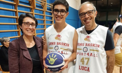 Sport4All... the family: mamma, papà e figlio conquistati dal baskin