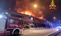 Terminati i primi rilievi di Arpa dopo l'incendio a Concorezzo