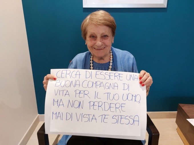 “Da donna a donna”: i messaggi delle ospiti della Rsa di Lentate alle nuove generazioni