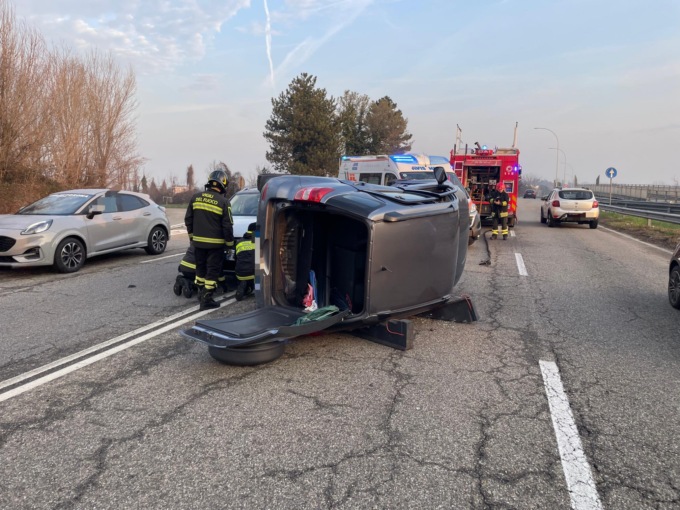 Mattinata difficile sulla Milano Meda a causa di un incidente sulla rampa