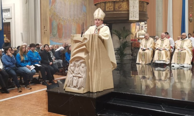 L’arcivescovo Delpini celebra messa per i 100 anni dall’apparizione della Madonna del Divin Pianto