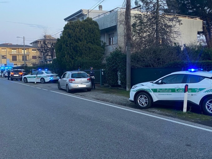 Guidava l’auto senza aver mai conseguito la patente: multa di oltre 5mila euro