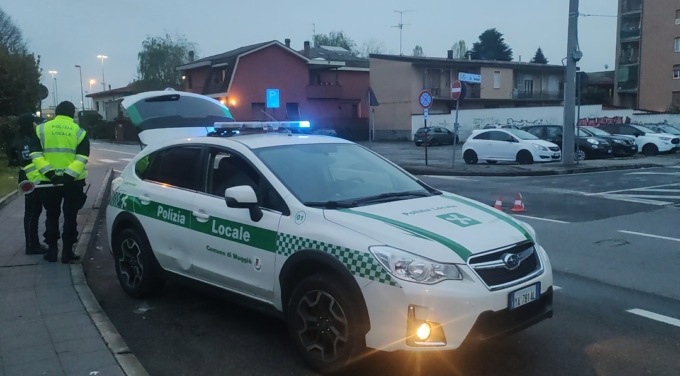 Si apre una voragine in Via Trieste