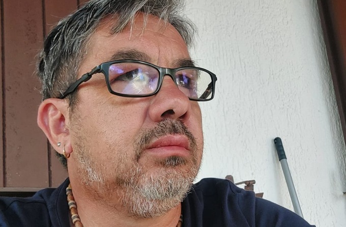 Idraulico sventa la truffa a casa di un’anziana