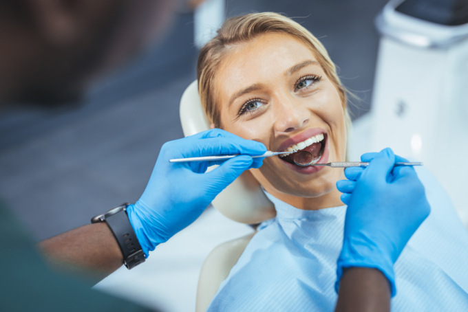 Low cost vs. odontoiatria qualità: se il prezzo è troppo basso, talvolta si mettono a repentaglio salute e bellezza del sorriso