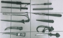 Venti coltelli e 147 munizioni abusive: "Non pensavo di doverle dichiarare"