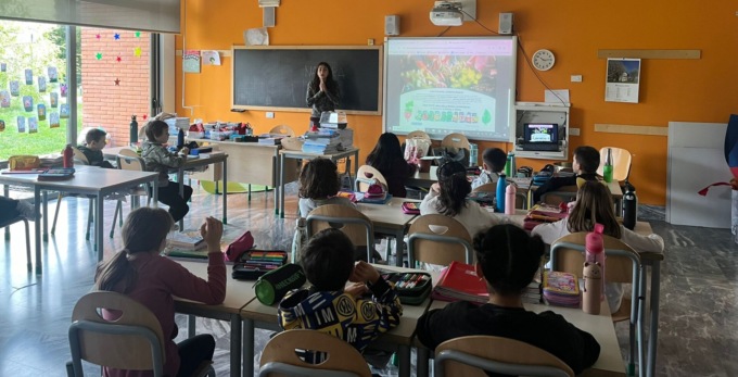 All’istituto Montessori si fa l’orto con il gruppo Netweek