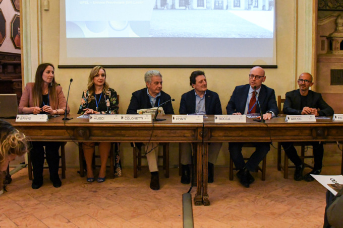 Il Centro Culturale Europeo Palazzo Arese Borromeo apre la nuova stagione
